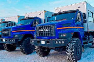 Урал Берлога – новый внедорожный автобус